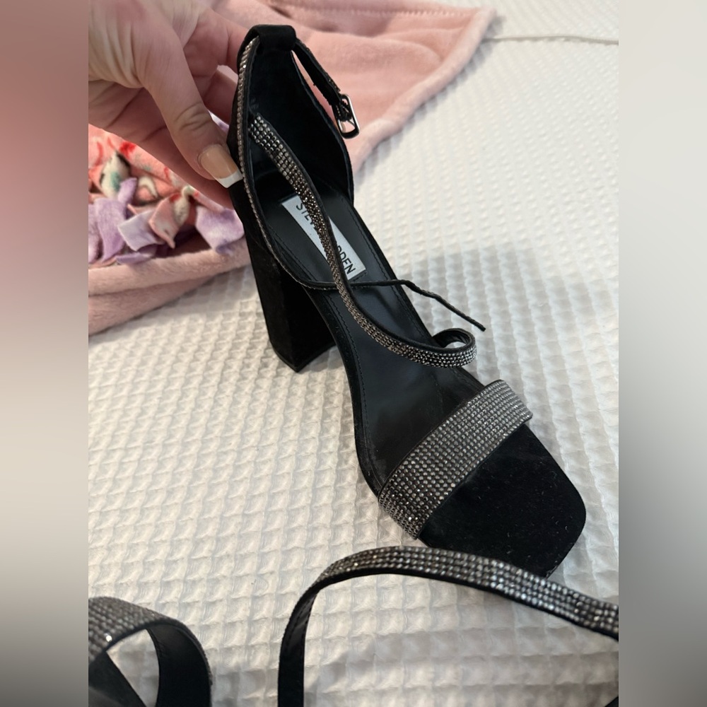 Steve Madden Black Rhinestone Heels 8.5 Womens - Picture 5 of 8